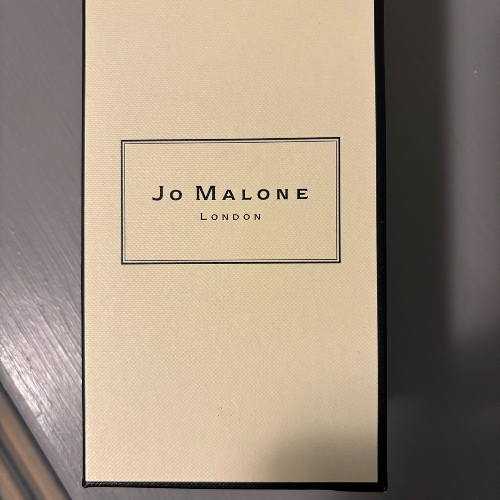 Jo Malone Star Magnolia cologne - Picture 2 of 2